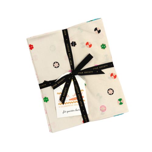 1 800 Notion Fat Quarter Bundle - 29 Pc