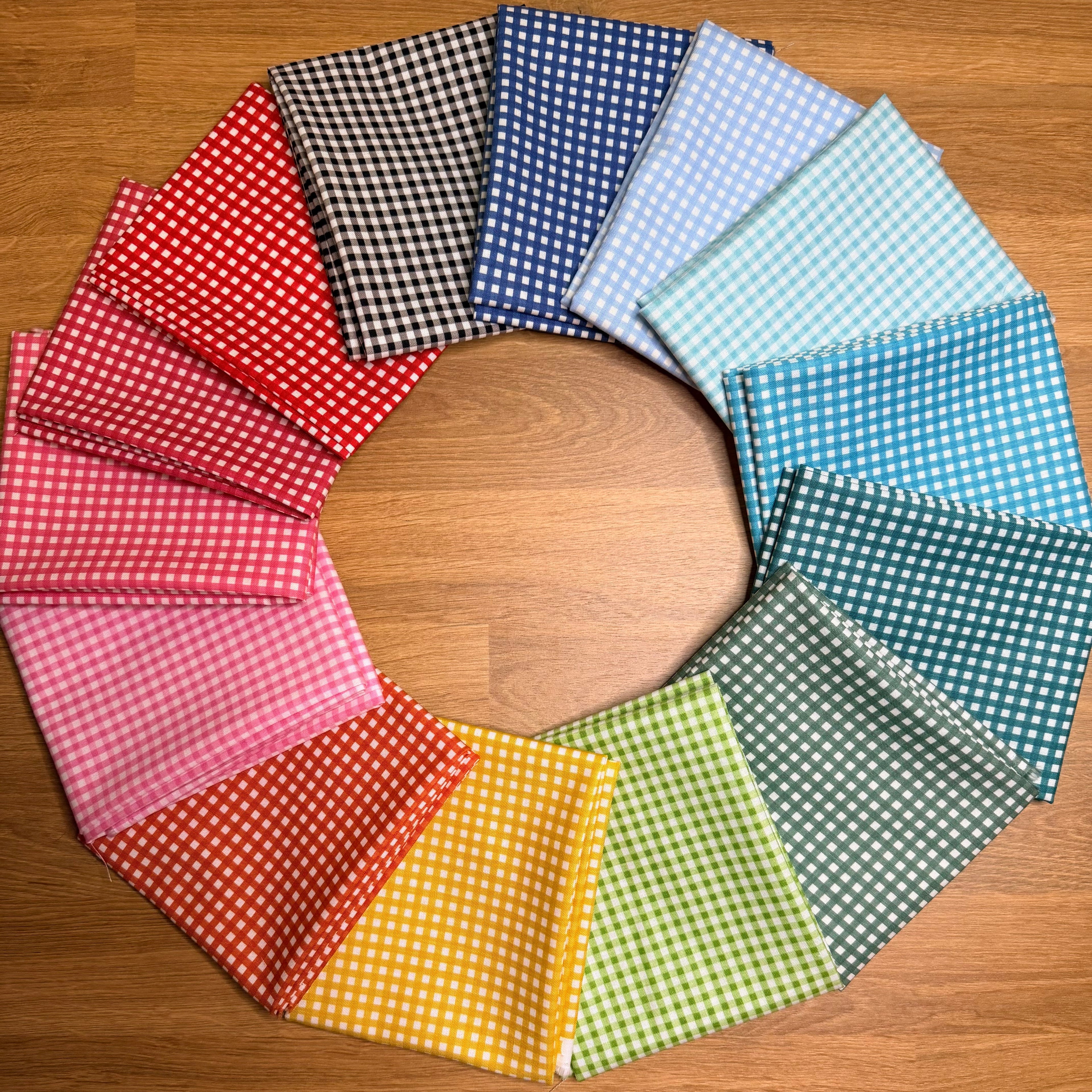 1/4" Gingham Fat Quarter Bundle