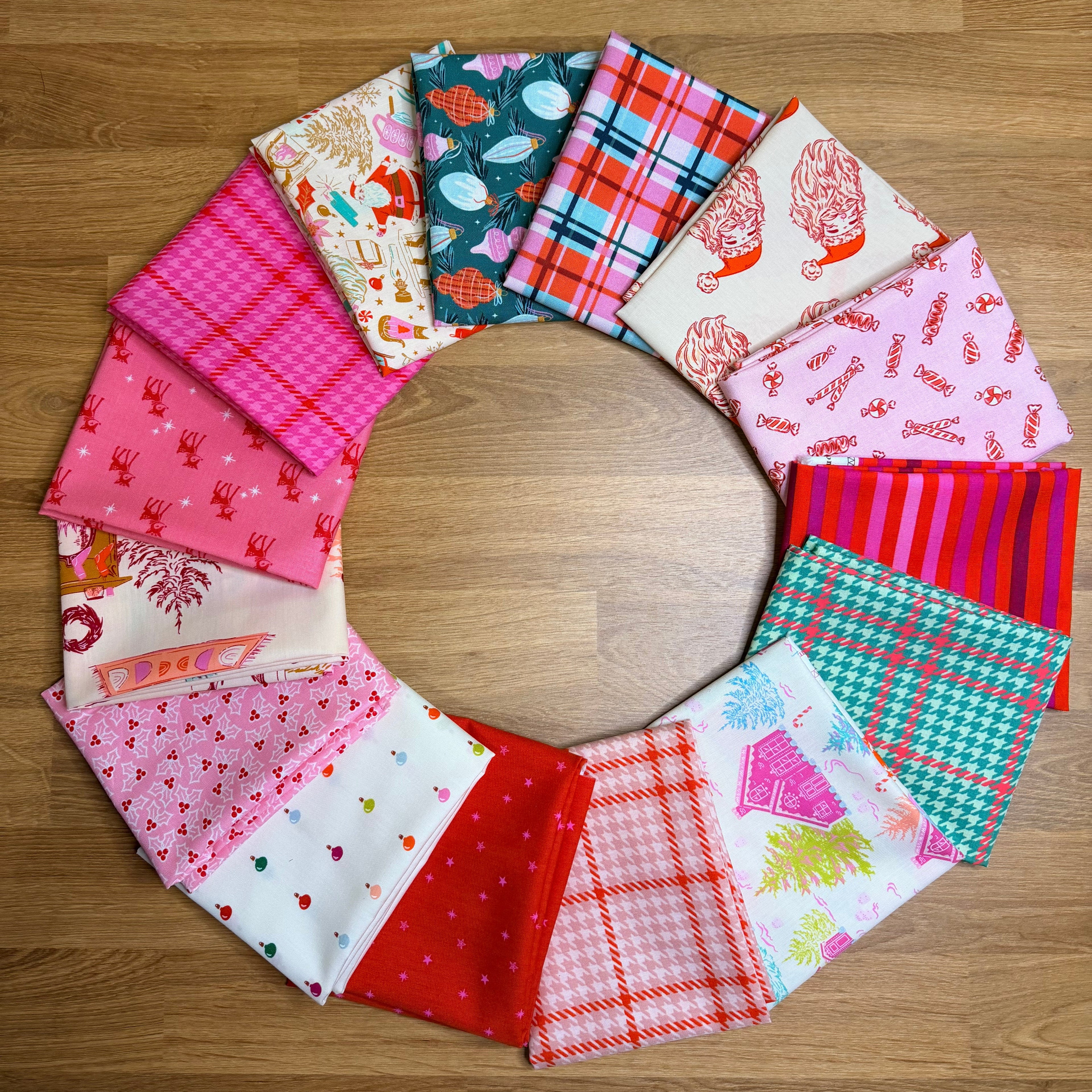 Christmas Themed Fat Quarter Bundle - 15 Pc